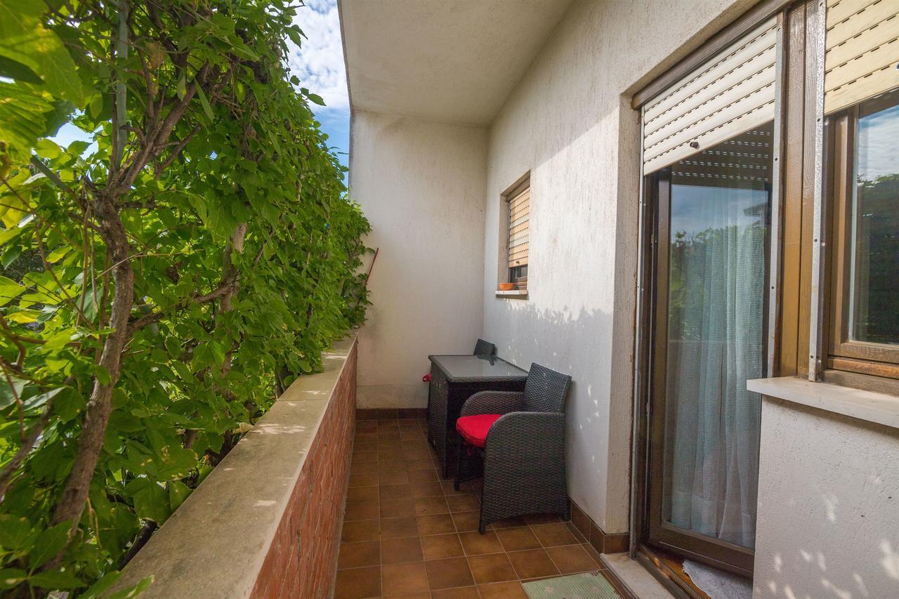 Apartments Ante Kastela Exterior photo