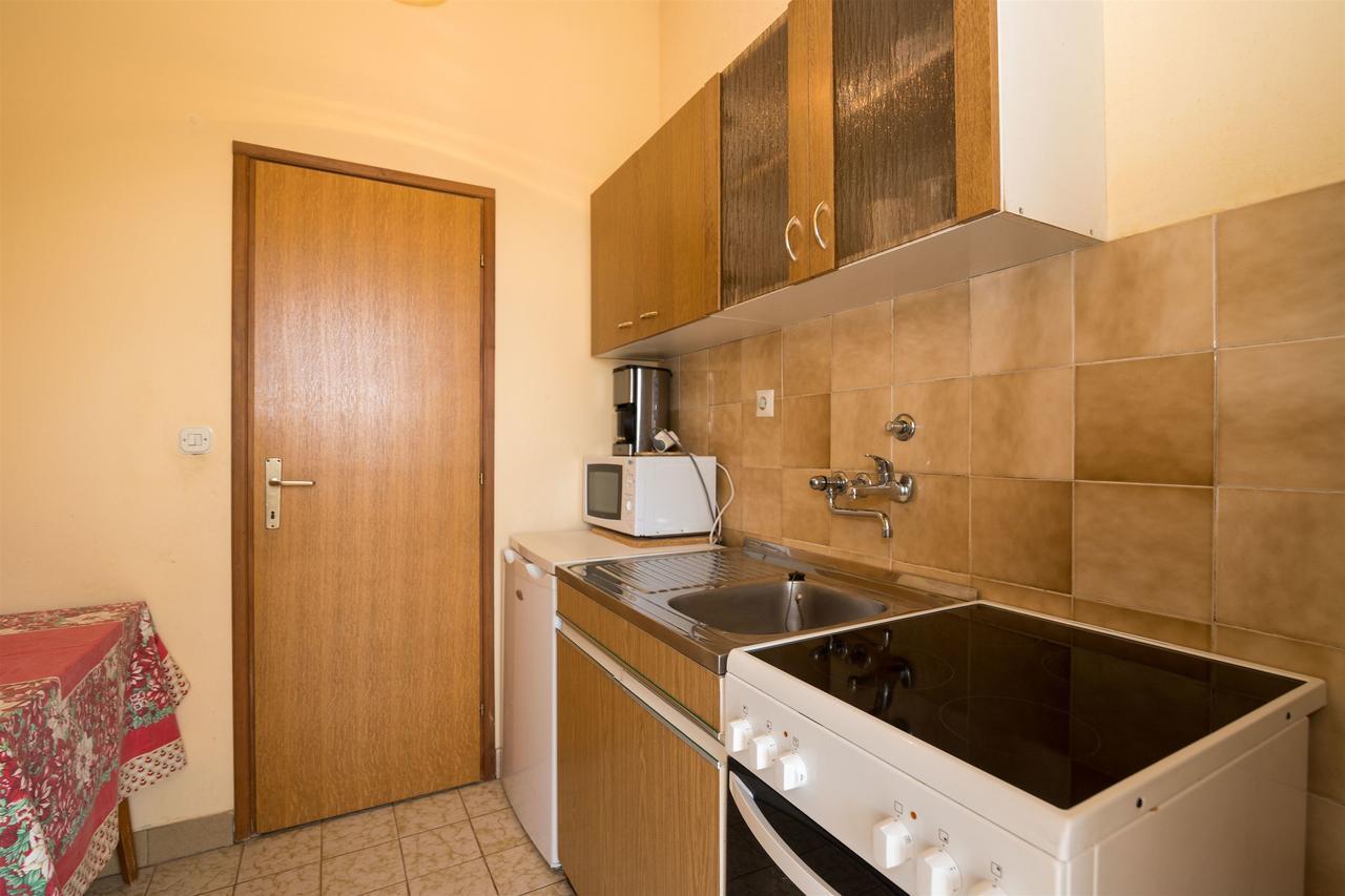 Apartments Ante Kastela Exterior photo