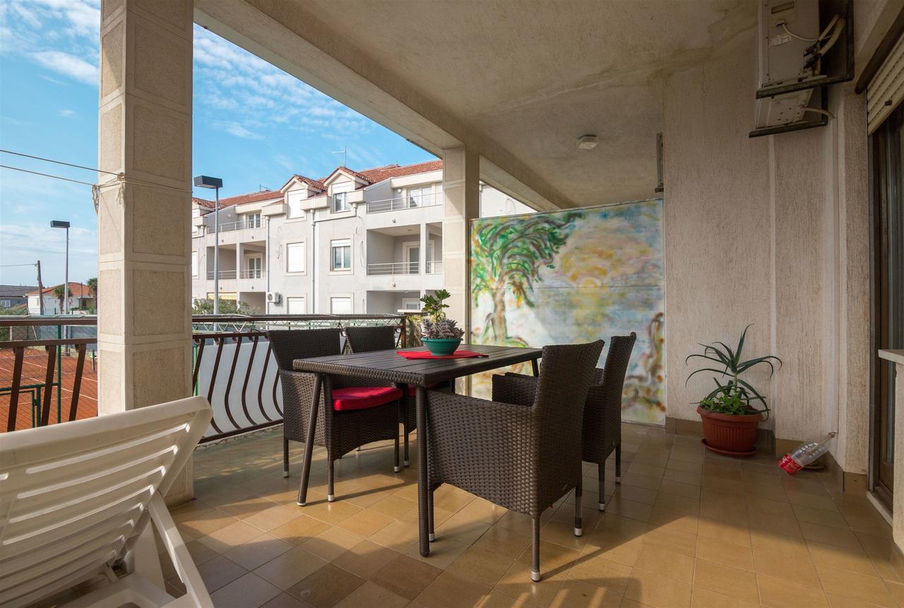 Apartments Ante Kastela Exterior photo
